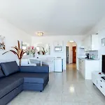Great Location K אדחה